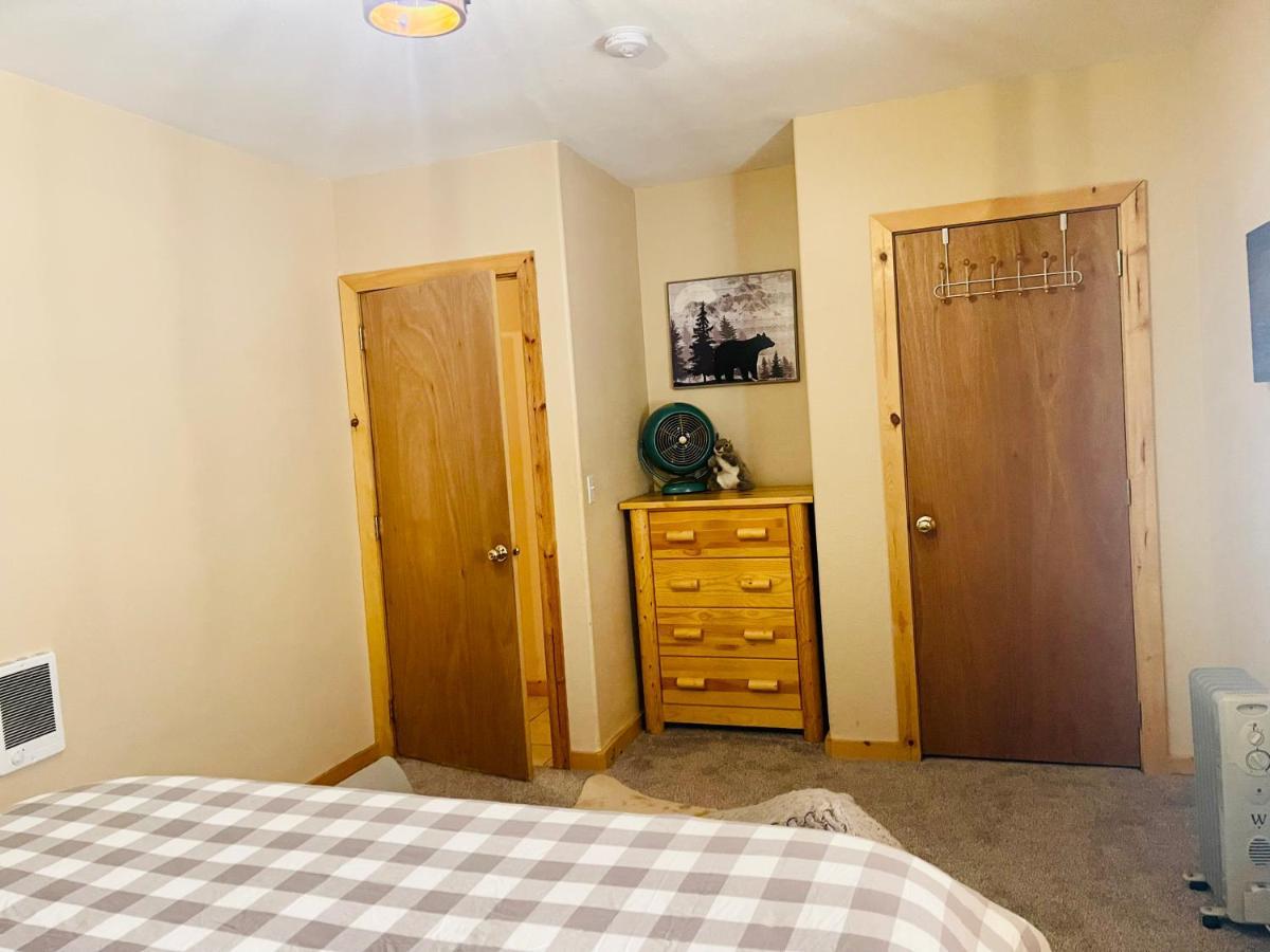 Adventure Awaits 3King Bed,2Bath Log Cabin In Heart Of Duck Creek Village! Exterior foto